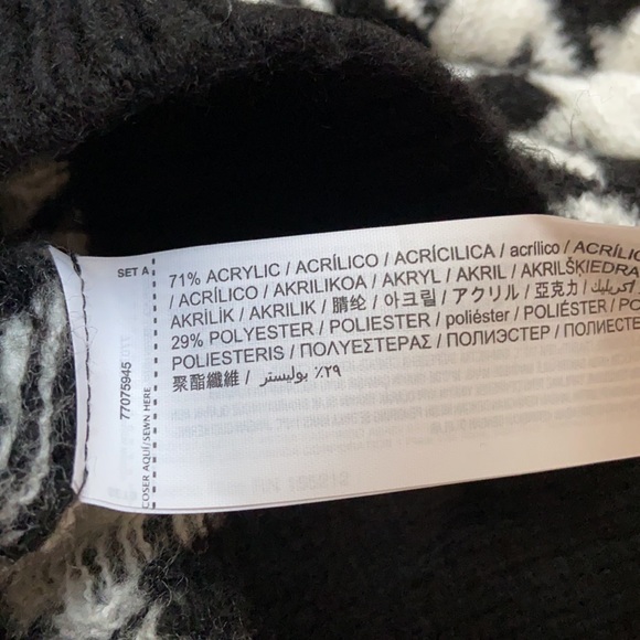 MANGO houndstooth knit jeweled vest blogger favorite - Picture 15 of 16